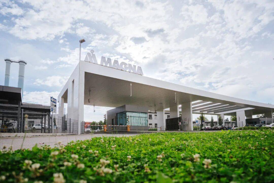 小鹏官宣进军欧洲由麦格纳代工,奥地利这座生产奔驰大g的工厂是什么来头?