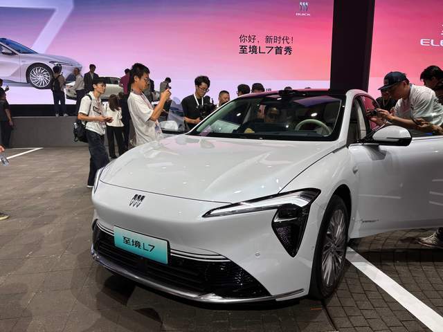 号称最强增程豪华轿车,别克至境l7首发亮相,定价会是多少?