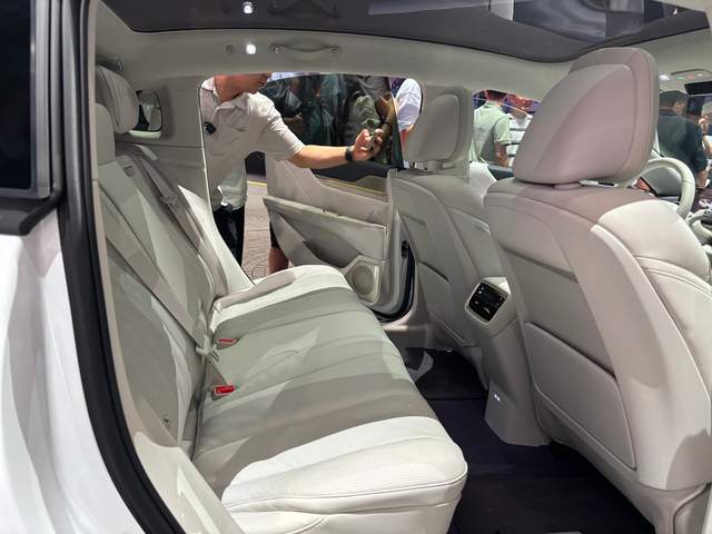 号称最强增程豪华轿车,别克至境l7首发亮相,定价会是多少?