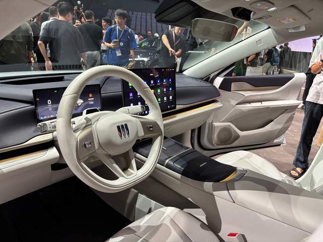 号称最强增程豪华轿车,别克至境l7首发亮相,定价会是多少?