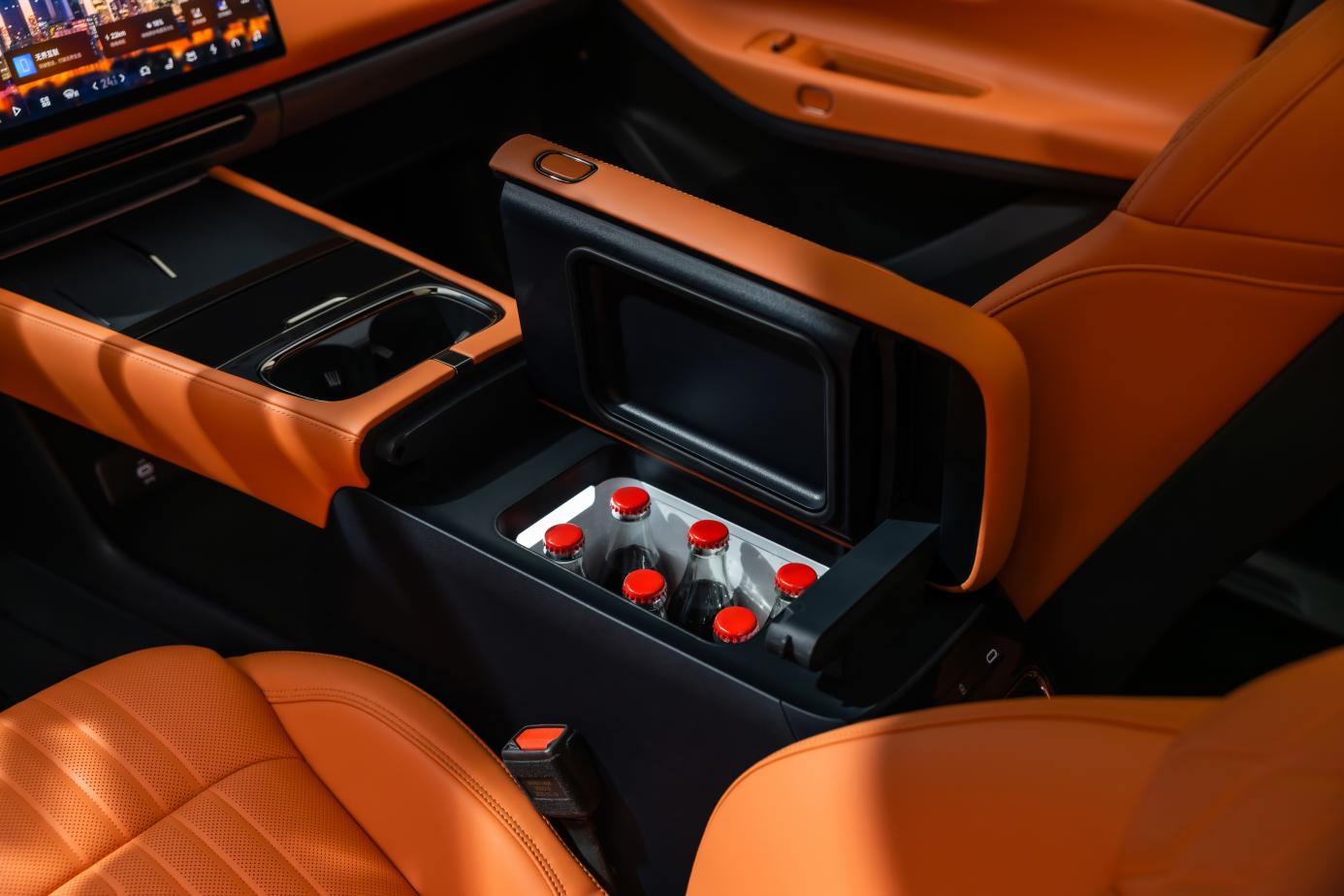 全新有为 进阶无界，全新领克08 em-p 15.98万元起正式上市