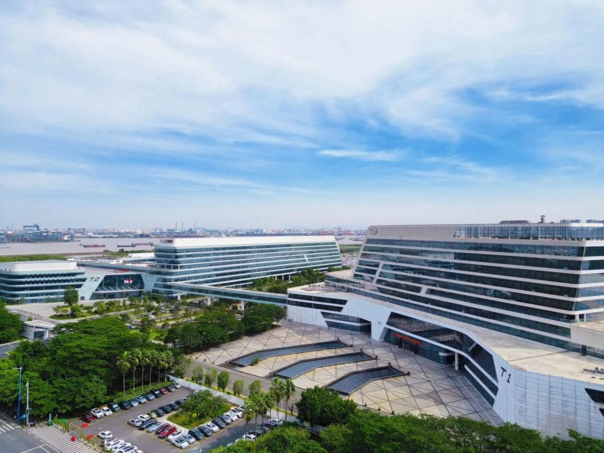 汽车数据,竟在“左右互博”? 汽车数据,竟在“左右互博”?